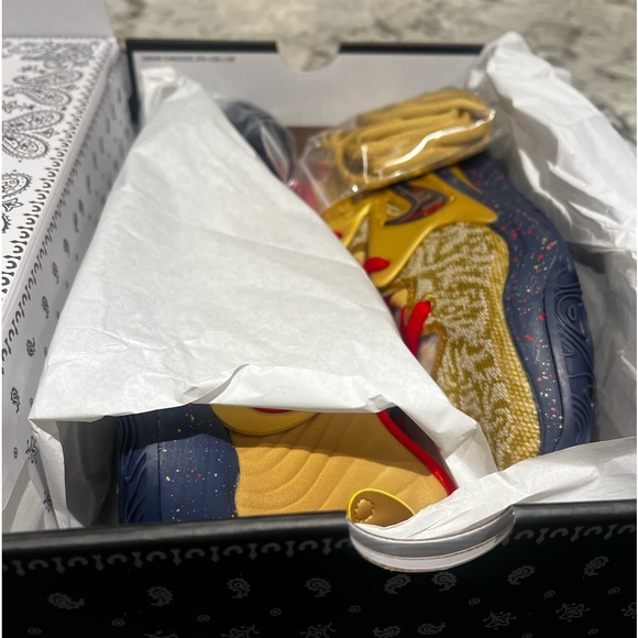 Nike KD15 Gold Red White Navy "Olympic" Basketball DC1975-700 Sz 10 - Picture 2 of 6